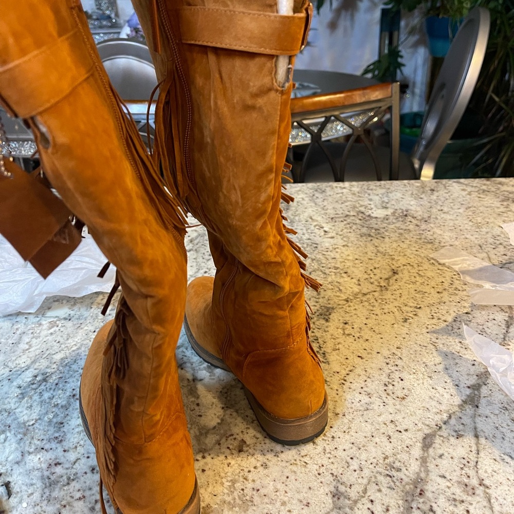 Tan Lace Up Boots with Stylish Design